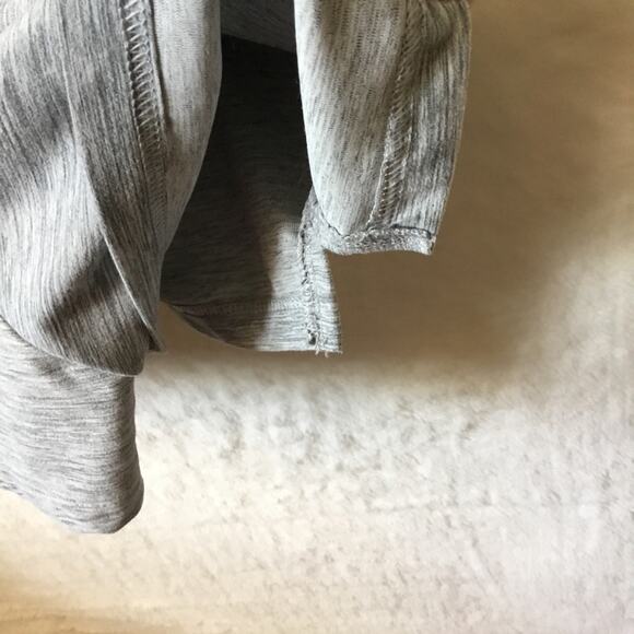 Old Navy Breathe On Gray Cross-Front V-Neck Romper - Picture 10 of 12